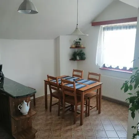 Eldo Apartman Hotel *